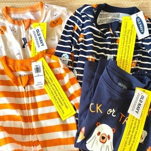 **SOLD Halloween theme 3T/ 4T PJs New